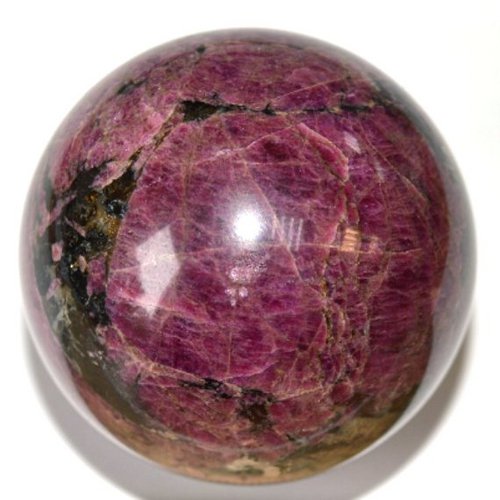 Eudialyte sphere