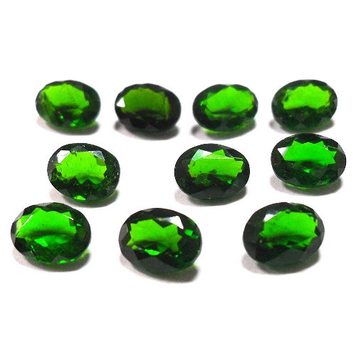 Faceted chrome diopside cabochons