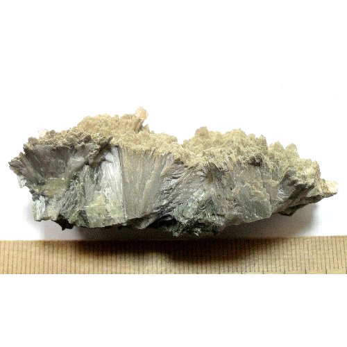 Hedenbergite specimen