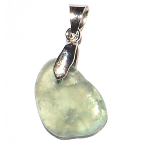 Apatite pendant