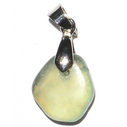 Apatite pendant