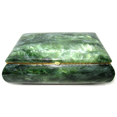 Nephrite jewelry box