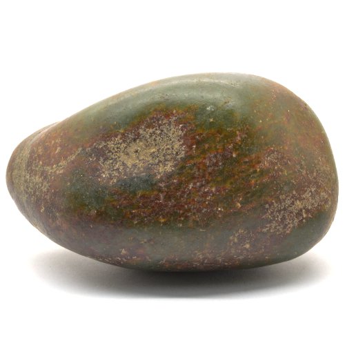 Nephrite pebble