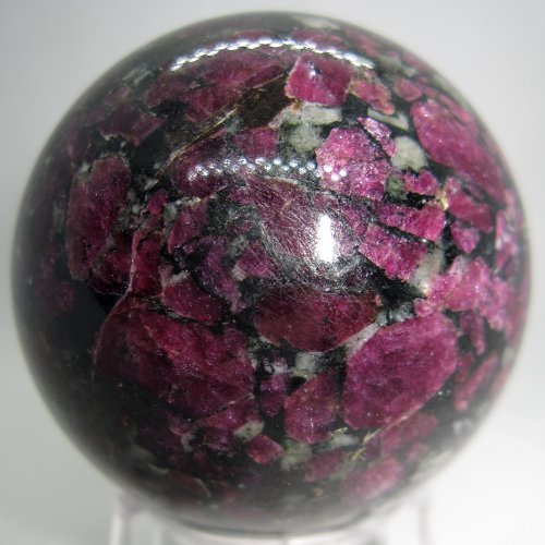 Eudialyte sphere