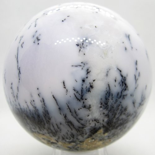 Dendritic opal sphere
