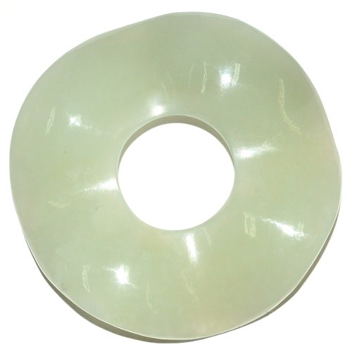Nephrite pendant