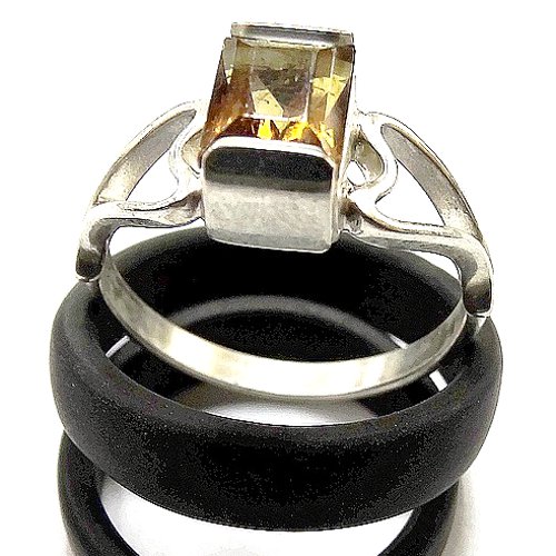 Tourmaline ring