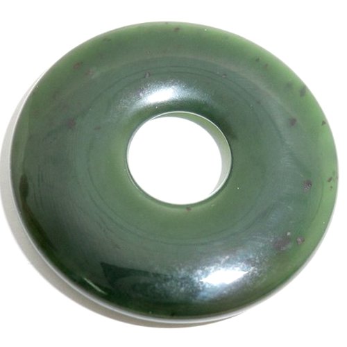 Nephrite pendant