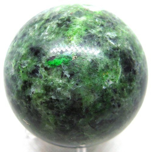 Chrome diopside sphere